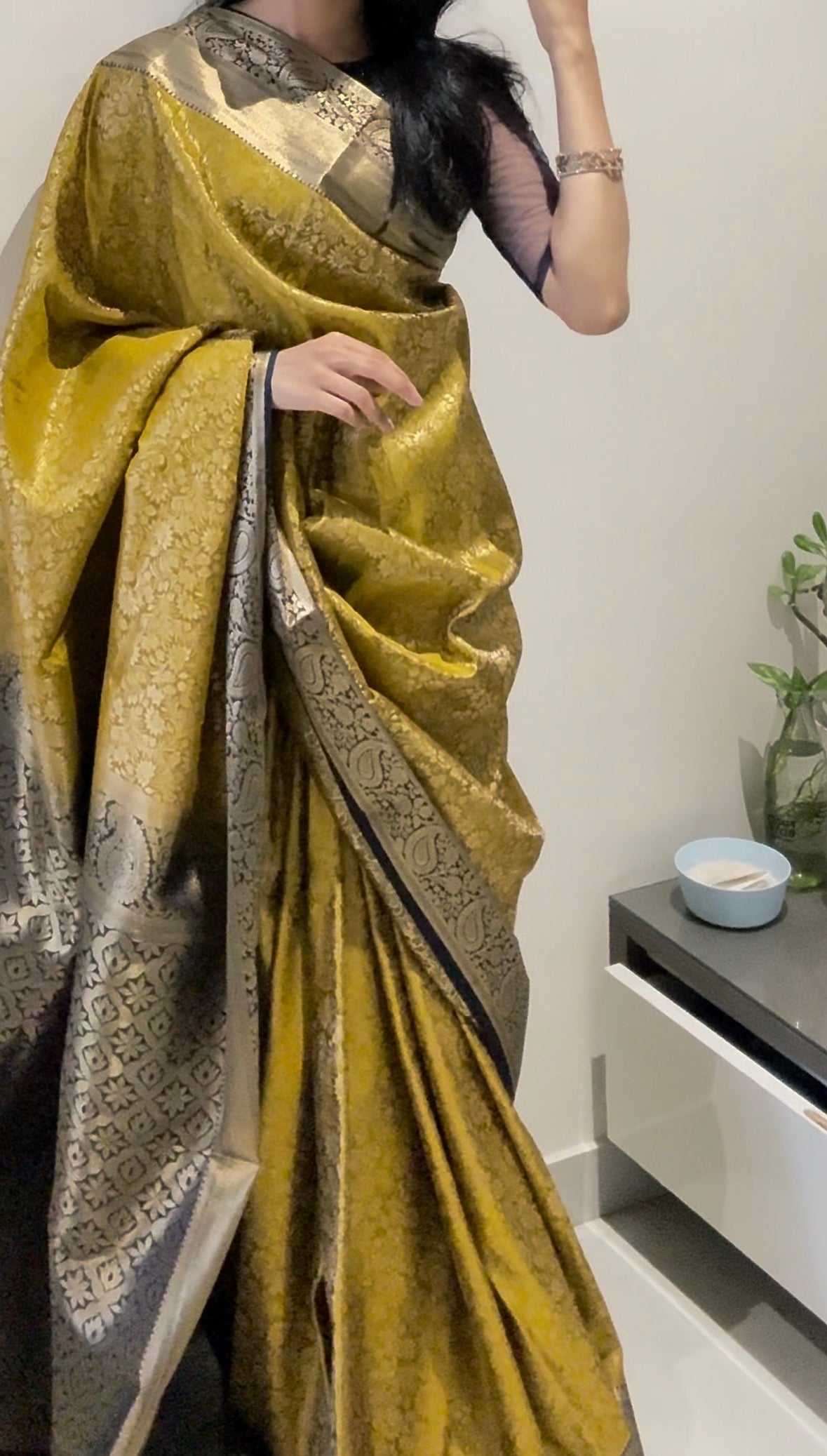 SAREE