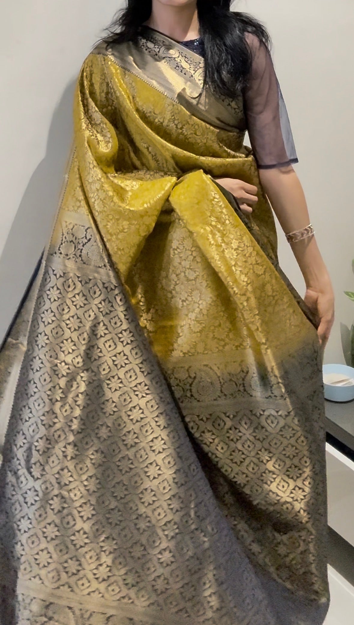 SAREE