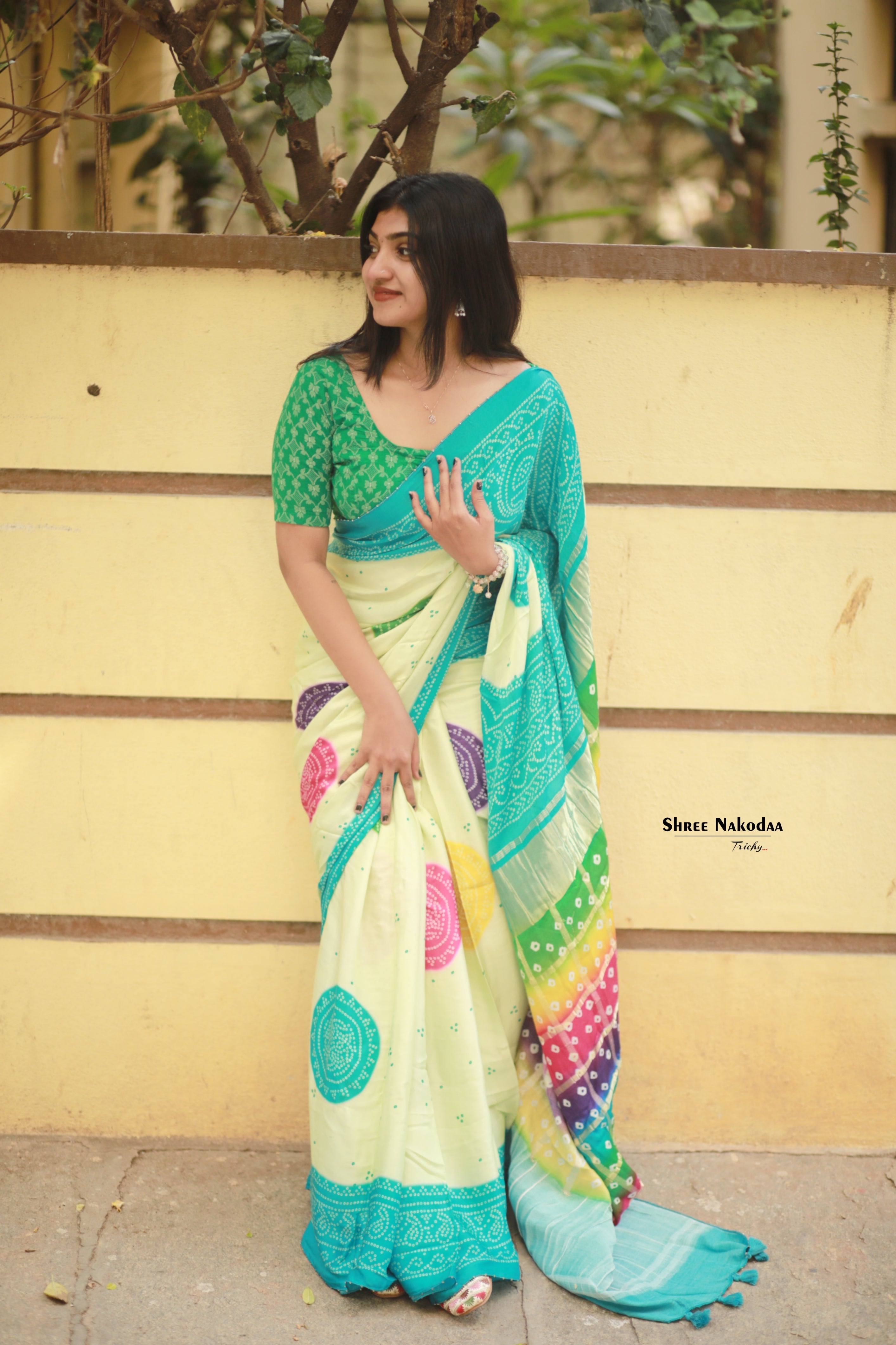 SAREE