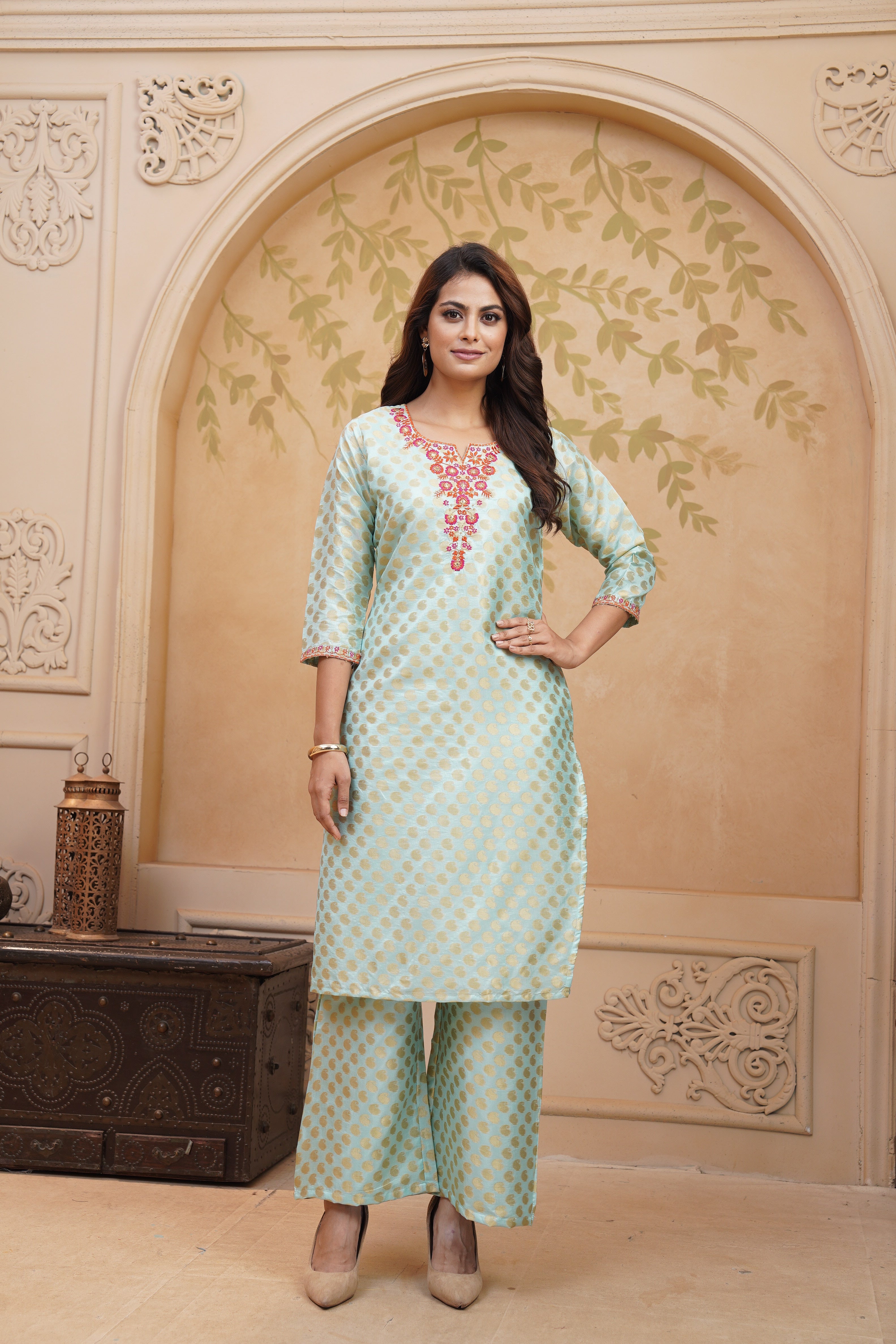 kurthi set