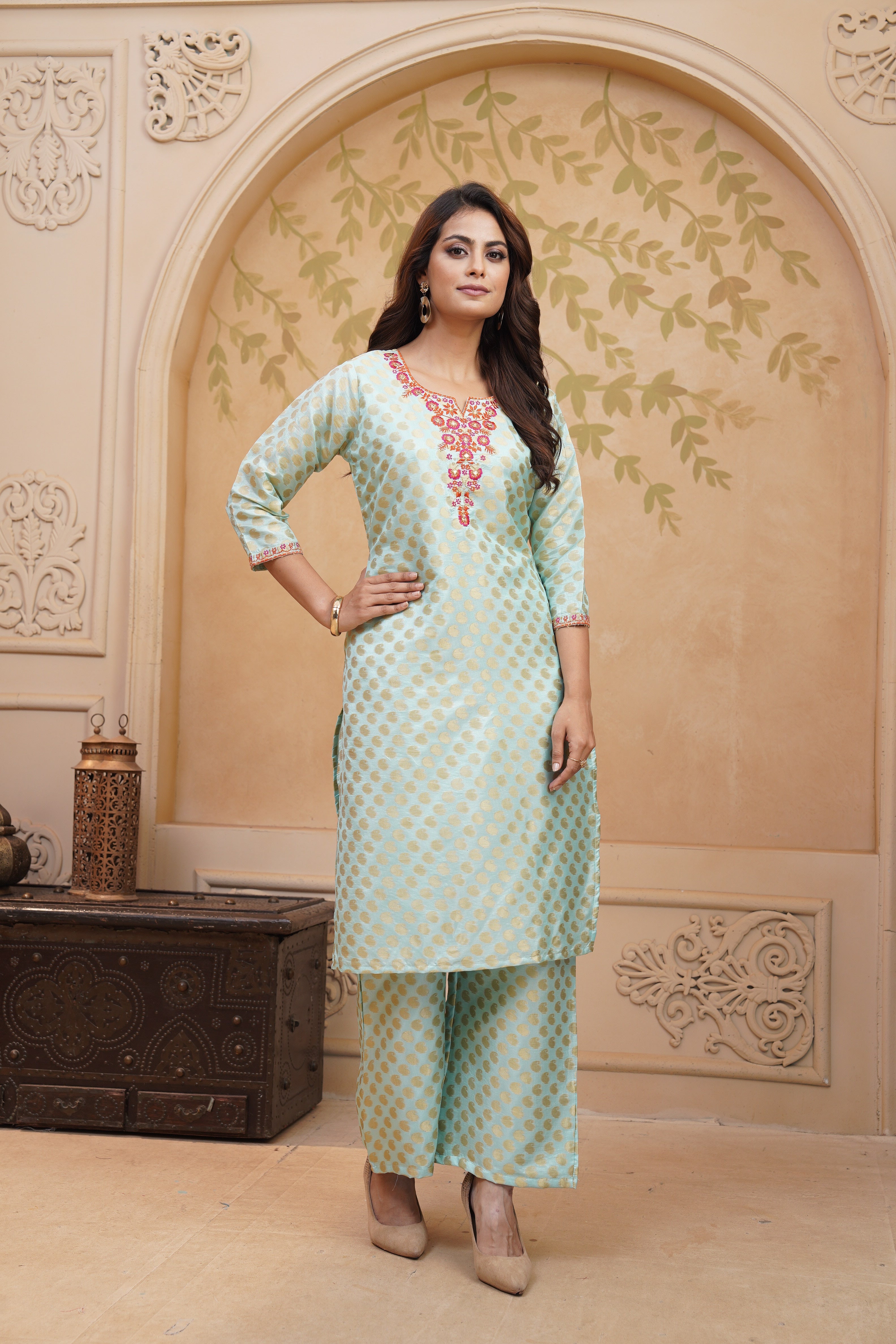 kurthi set